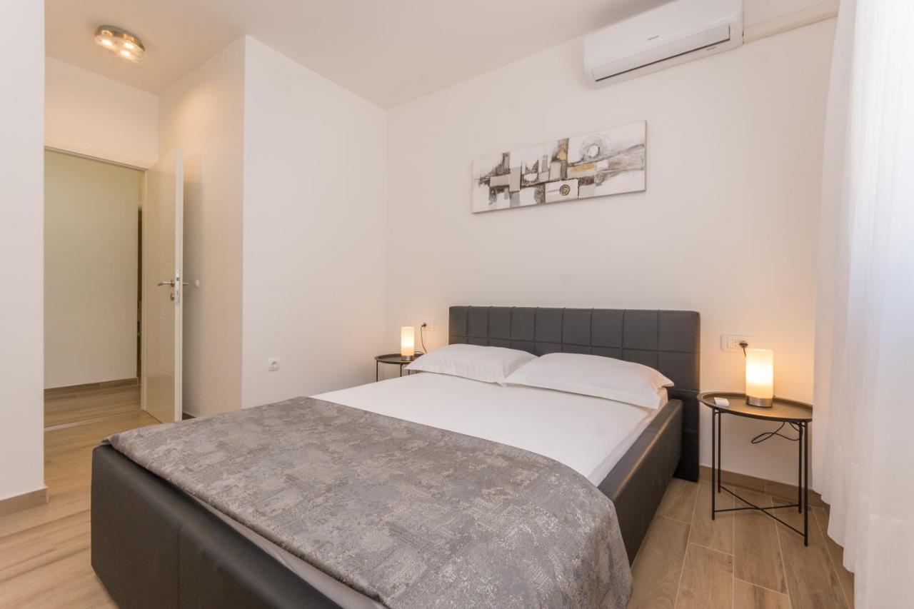 Apartmani Bonaca - 10M To The Sea Grebaštica Exteriér fotografie