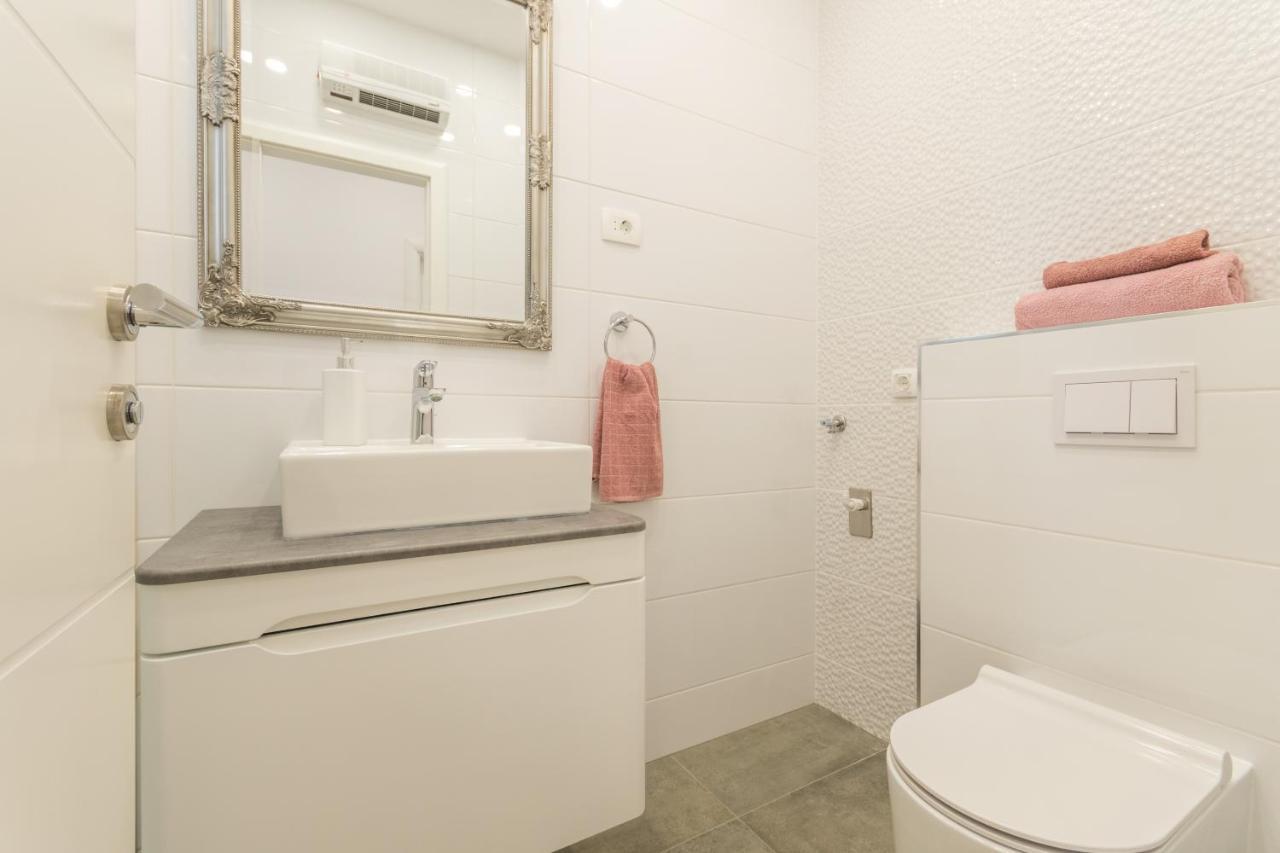 Apartmani Bonaca - 10M To The Sea Grebaštica Exteriér fotografie