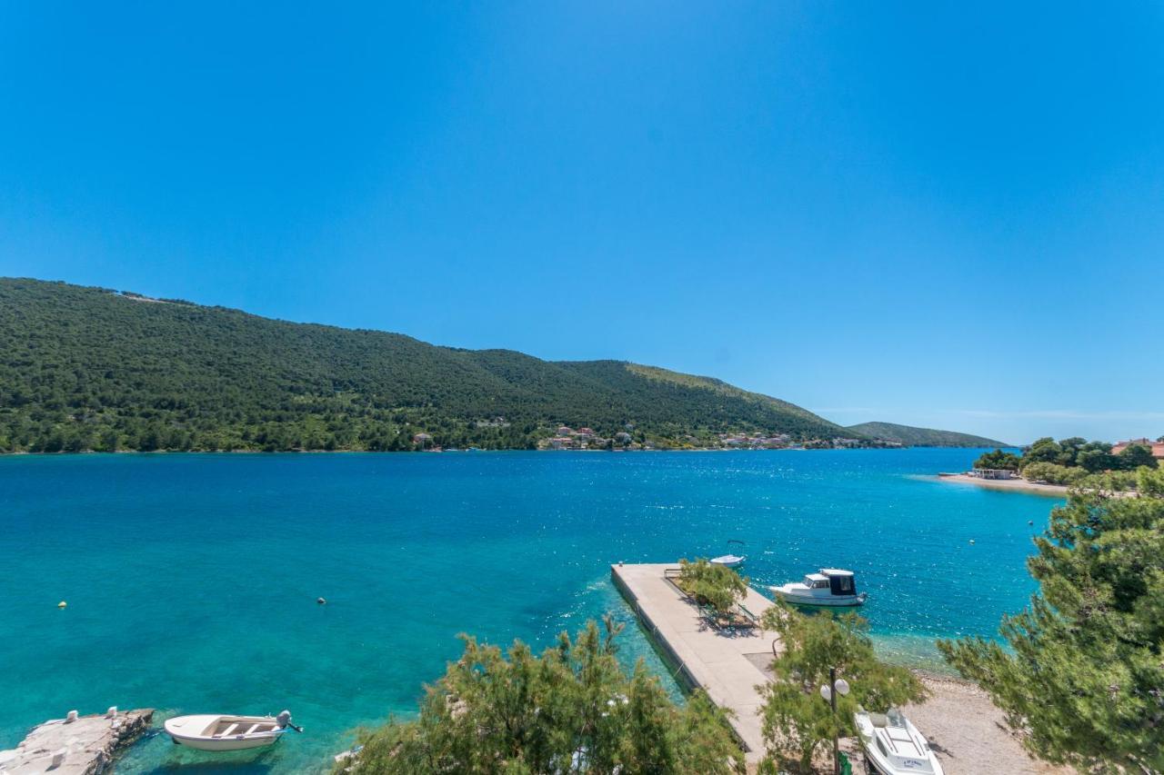 Apartmani Bonaca - 10M To The Sea Grebaštica Exteriér fotografie