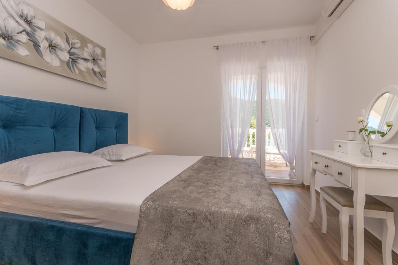 Apartmani Bonaca - 10M To The Sea Grebaštica Exteriér fotografie