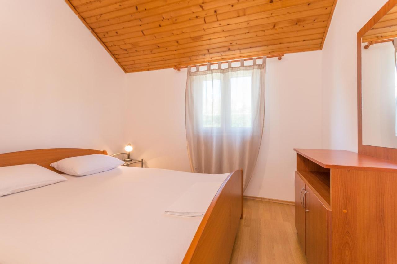 Apartmani Bonaca - 10M To The Sea Grebaštica Exteriér fotografie