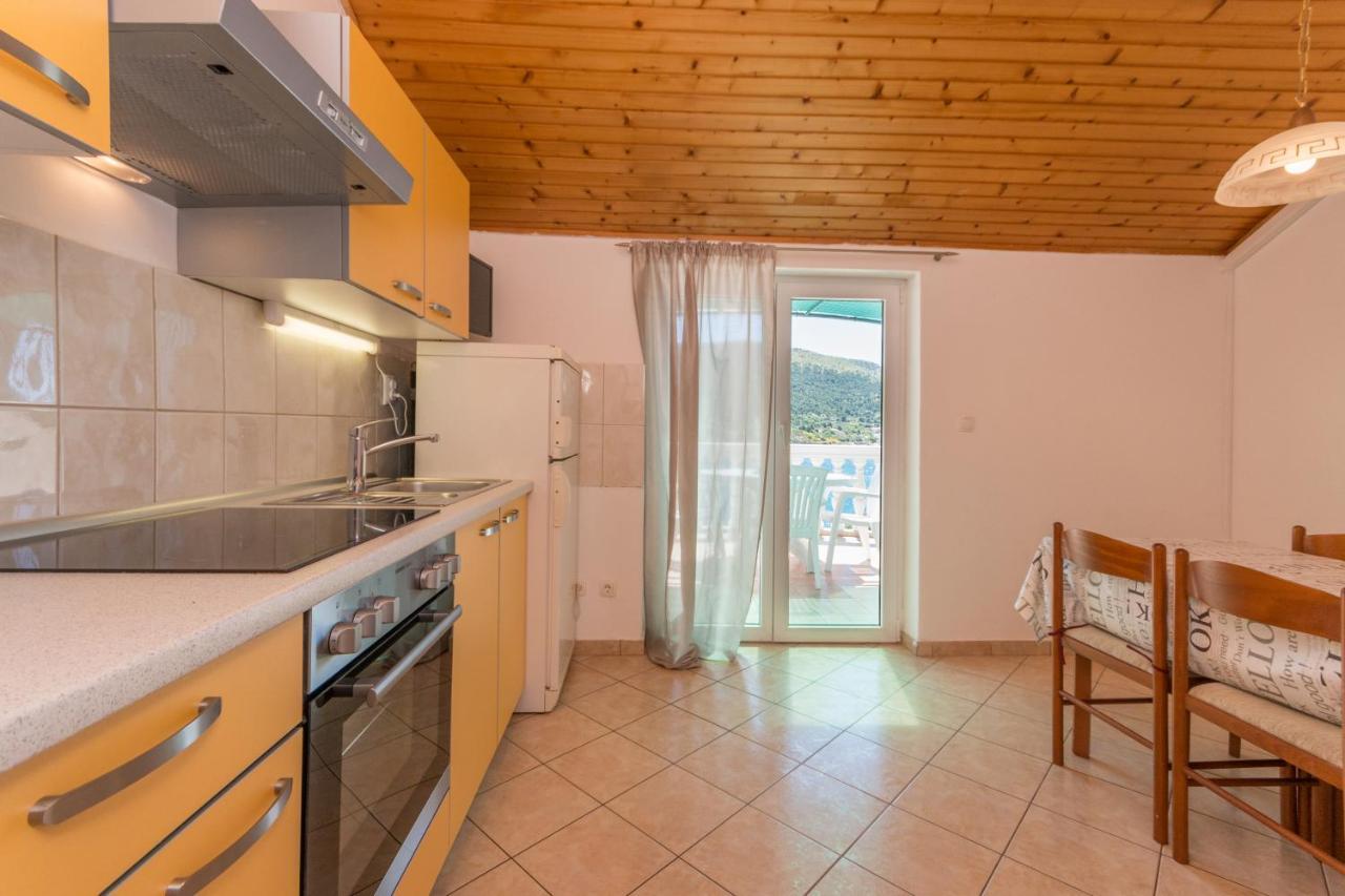 Apartmani Bonaca - 10M To The Sea Grebaštica Exteriér fotografie