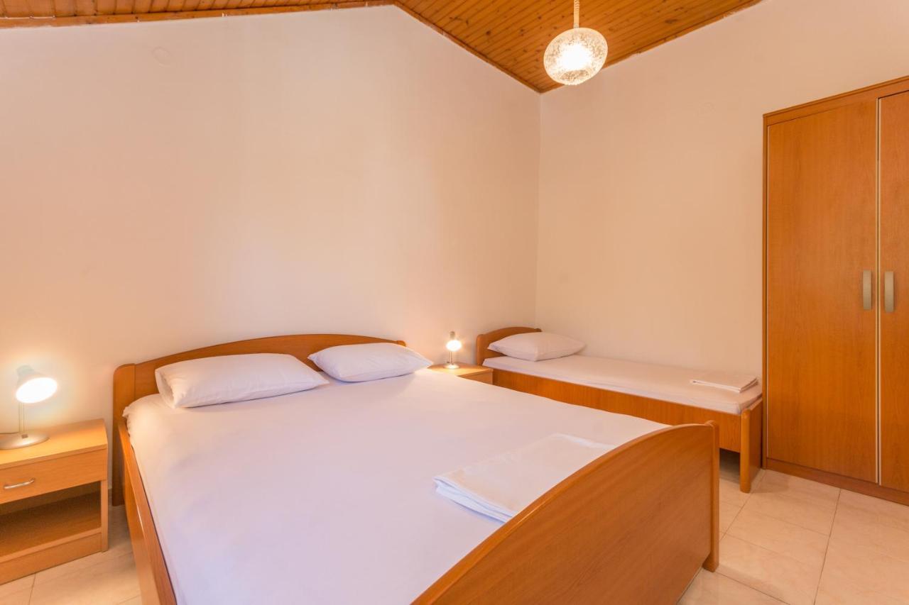 Apartmani Bonaca - 10M To The Sea Grebaštica Exteriér fotografie